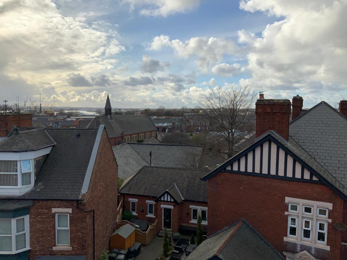 Appartamento Luxurious Loft Flat 2-Bed/2-Bath South Shields Esterno foto